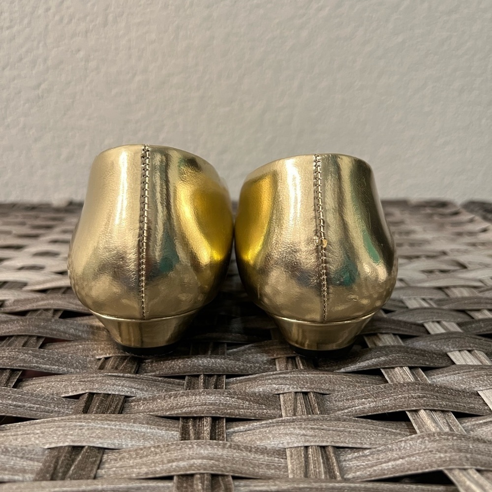 Vintage Gold Annie Kitten/Wedged Flats - Picture 5 of 7